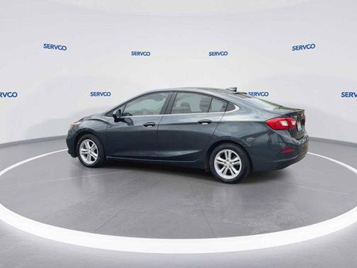 Graphite Metallic 2018 Chevrolet Cruze LT