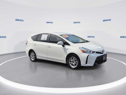 2015 Toyota Prius v Four