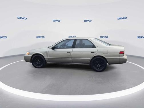 1999 Toyota Camry LE