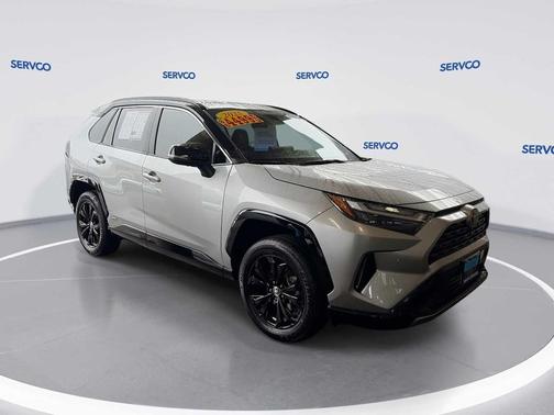 2025 Toyota RAV4 Hybrid SE