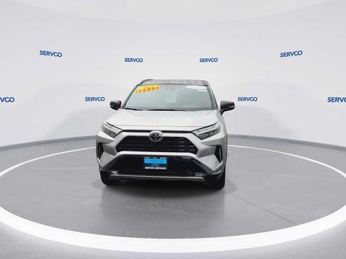2025 Toyota RAV4 Hybrid SE