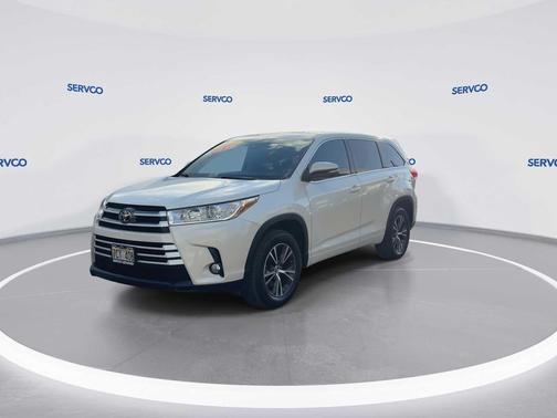 2017 Toyota Highlander LE