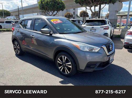Gun Metallic 2019 Nissan Kicks SV