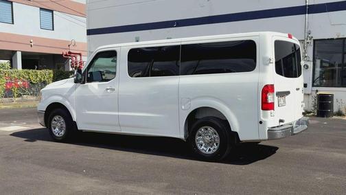 2016 Nissan NV Passenger NV3500 HD S V6