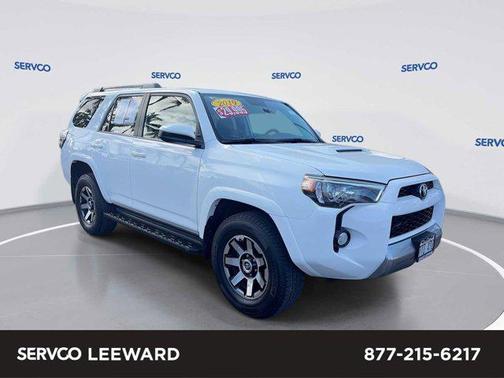 040 SUPER WHITE 2019 Toyota 4Runner TRD Off Road