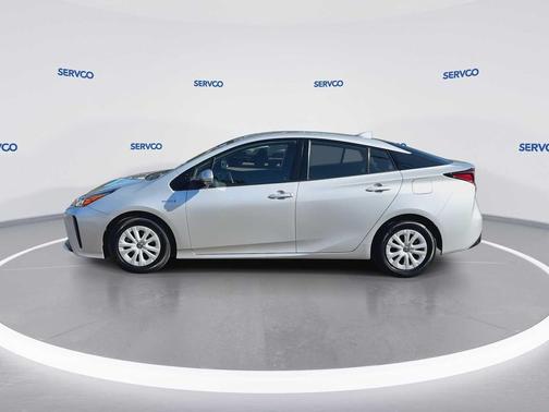 2021 Toyota Prius L
