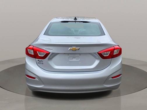 2016 Chevrolet Cruze LS Auto
