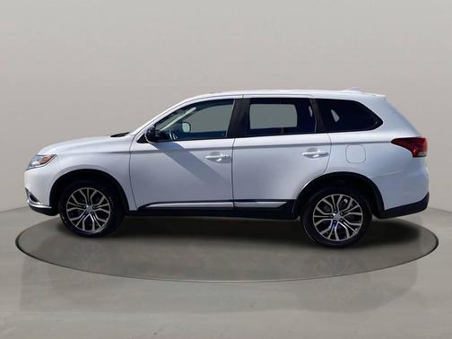 2018 Mitsubishi Outlander ES