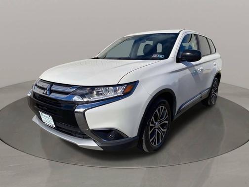 2018 Mitsubishi Outlander ES