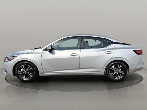 Brilliant Silver Metallic 2022 Nissan Sentra SV