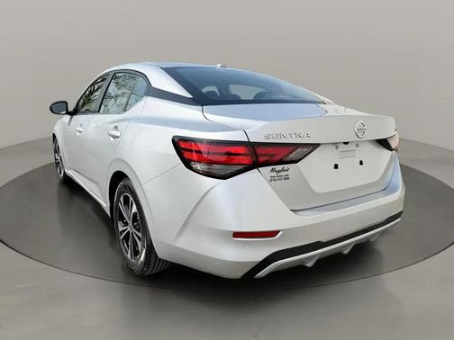 Brilliant Silver Metallic 2022 Nissan Sentra SV