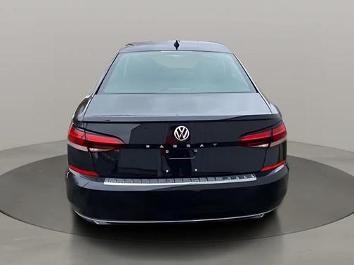 2021 Volkswagen Passat 2.0T SE
