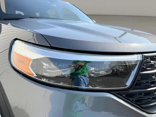 Carbonized Gray Metallic 2021 Ford Explorer Base RWD