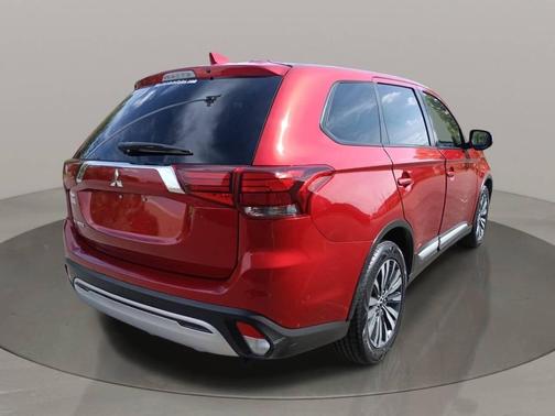 2020 Mitsubishi Outlander ES