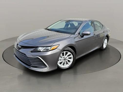Predawn Gray Mica 2022 Toyota Camry LE