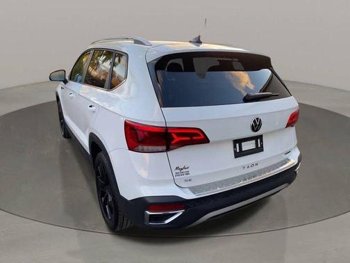 2022 Volkswagen Taos 1.5T SE