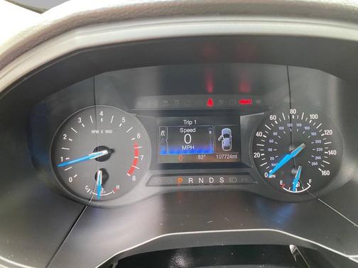 2020 Ford Edge SE