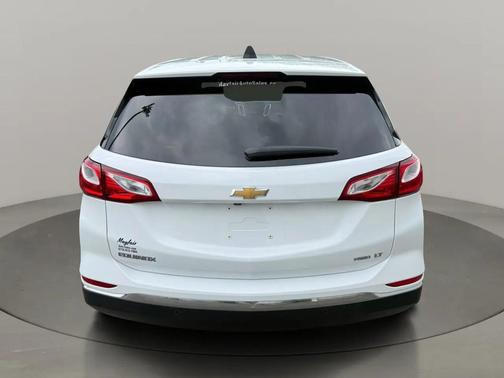 White 2020 Chevrolet Equinox 1LT