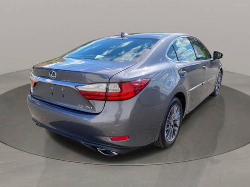 2018 Lexus ES 350 Base