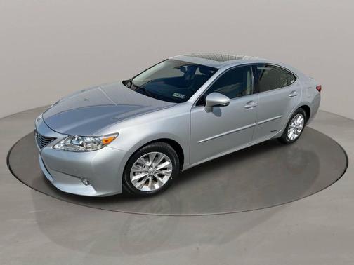 2013 Lexus ES 300h Base