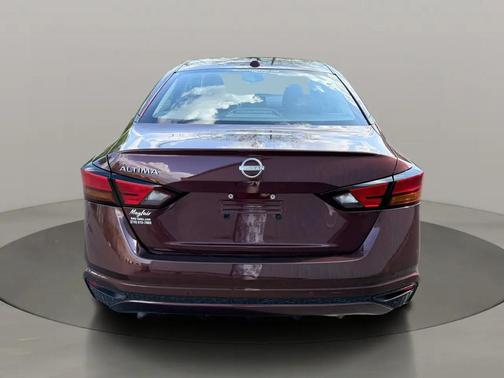 Burgundy 2025 Nissan Altima SV FWD