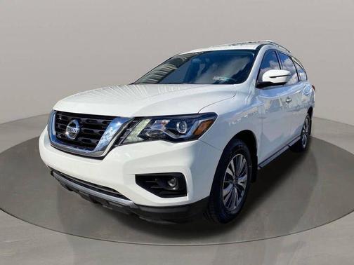 2019 Nissan Pathfinder S