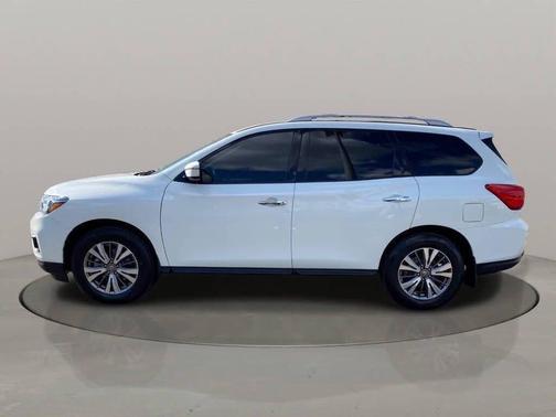 2019 Nissan Pathfinder S