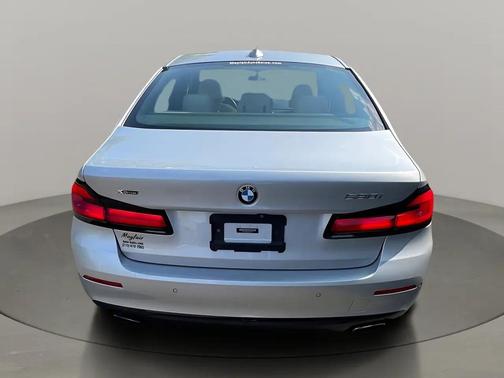 Glacier Silver Metallic 2021 BMW 530 xDrive