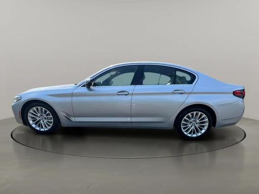 Glacier Silver Metallic 2021 BMW 530 xDrive
