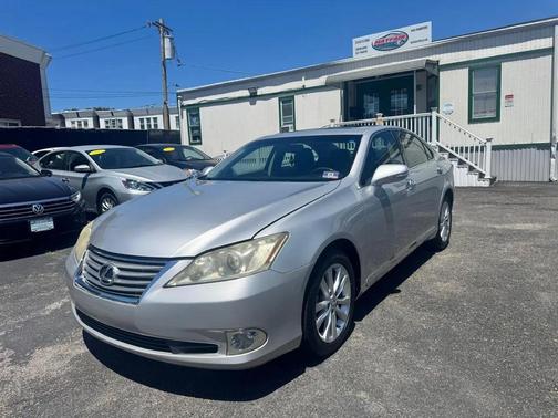 Silver 2010 Lexus ES 350 Base