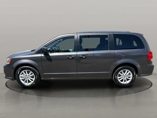 GREY 2019 Dodge Grand Caravan SXT