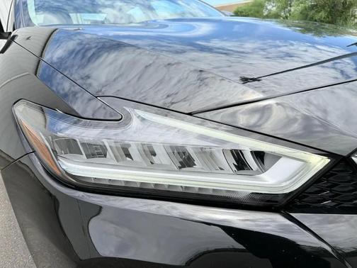 Super Black 2020 Nissan Maxima 3.5 SV