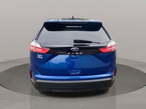 2021 Ford Edge SE