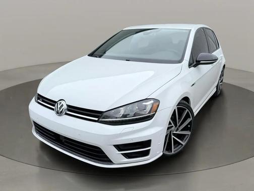 Deep Black Pearl Metallic 2017 Volkswagen Golf R 2.0T Manual