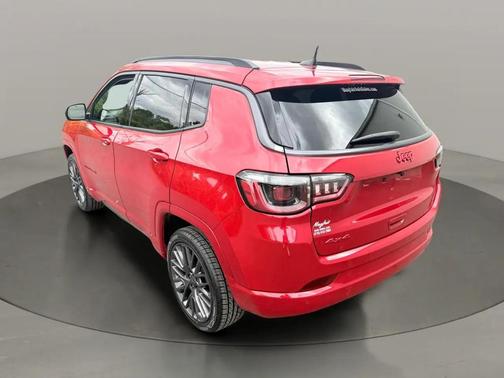 Redline Pearlcoat 2022 Jeep Compass (RED) Edition 4x4