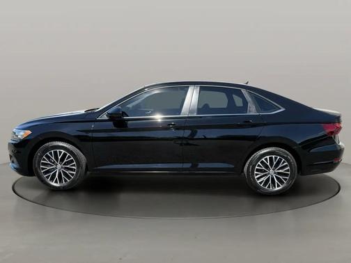 Black 2021 Volkswagen Jetta 1.4T SE