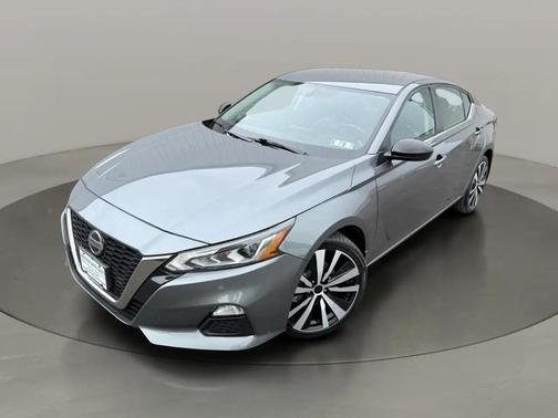 Gun Metallic 2019 Nissan Altima 2.5 SR