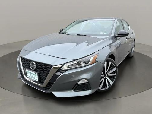 Gun Metallic 2019 Nissan Altima 2.5 SR