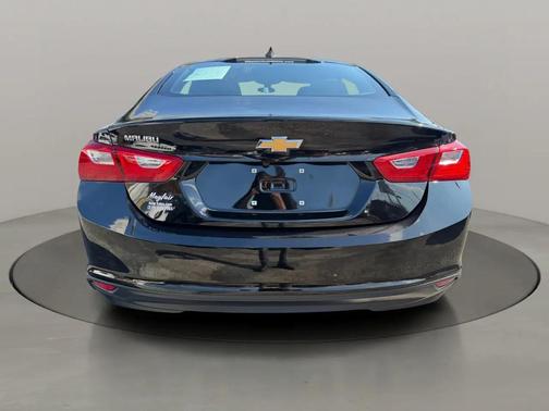 Mosaic Black Metallic 2020 Chevrolet Malibu 1LS