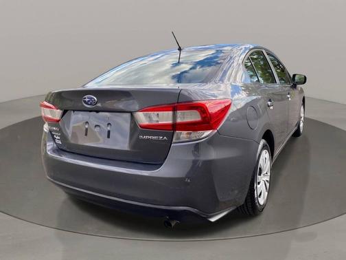 2019 Subaru Impreza 2.0i