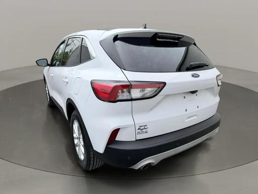 White 2021 Ford Escape SE
