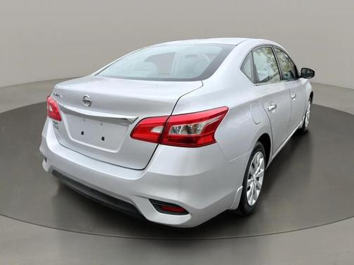 Brilliant Silver Metallic 2016 Nissan Sentra S
