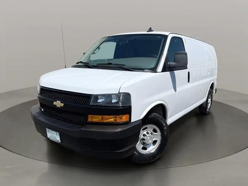Summit White 2021 Chevrolet Express 2500 LT