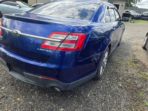2013 Ford Taurus Limited