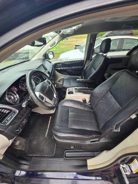 2015 Chrysler Town & Country Touring-L