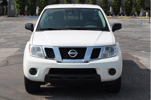 2017 Nissan Frontier SV