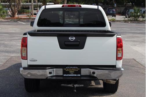 2017 Nissan Frontier SV