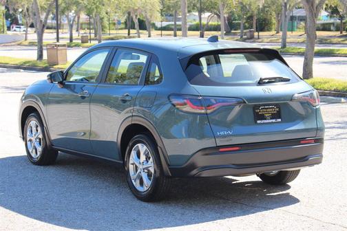 2024 Honda HR-V LX