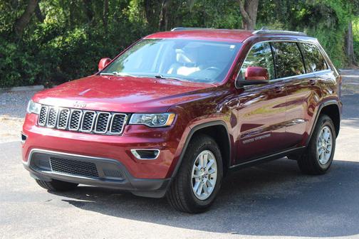 2020 Jeep Grand Cherokee Laredo