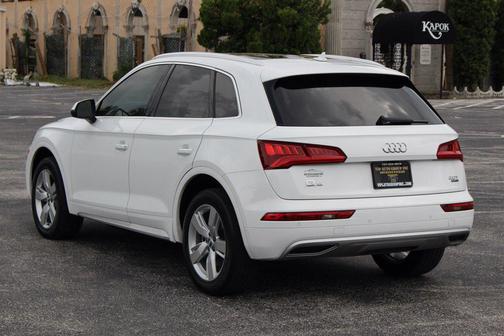 2018 Audi Q5 Premium Plus